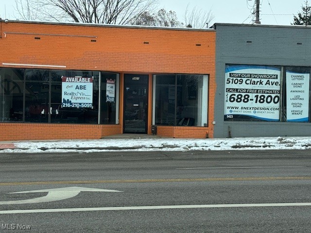 5421 Pearl Road Parma OH 44129