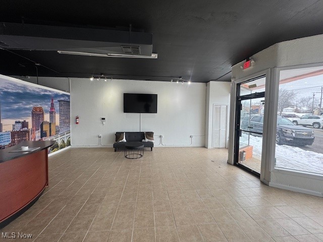 5421 Pearl Road Parma OH 44129