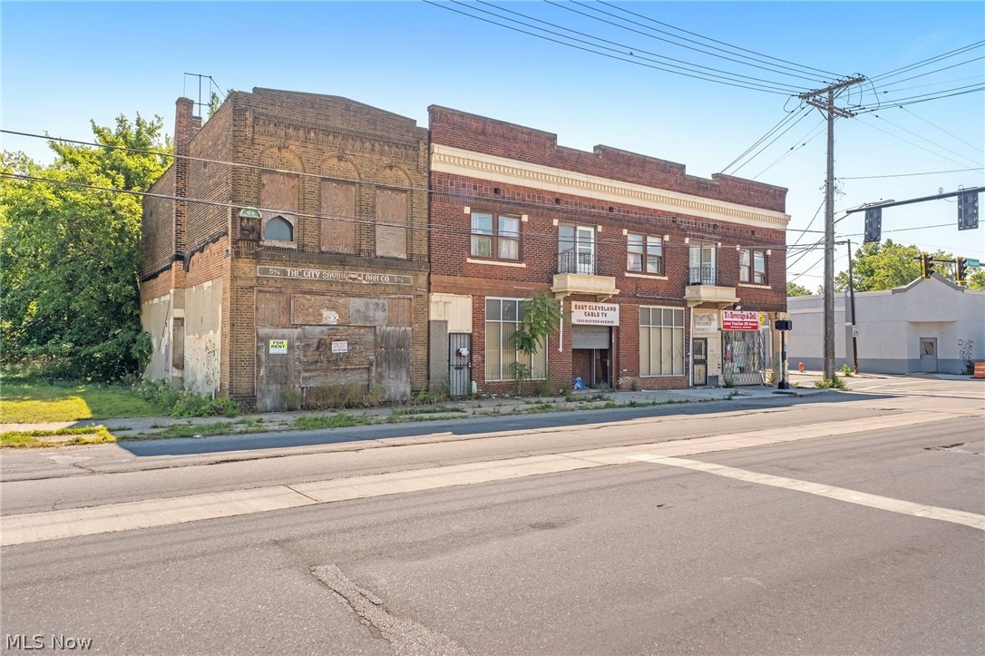 1393-1399 Hayden Avenue East Cleveland OH 44112