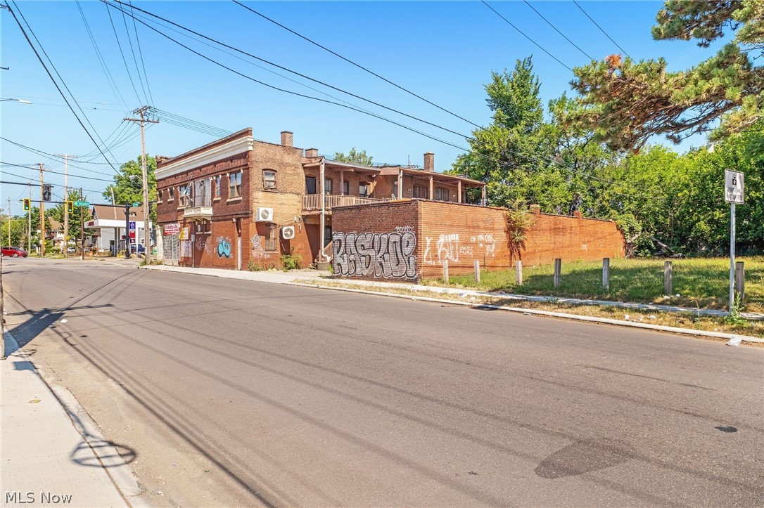 1393-1399 Hayden Avenue East Cleveland OH 44112