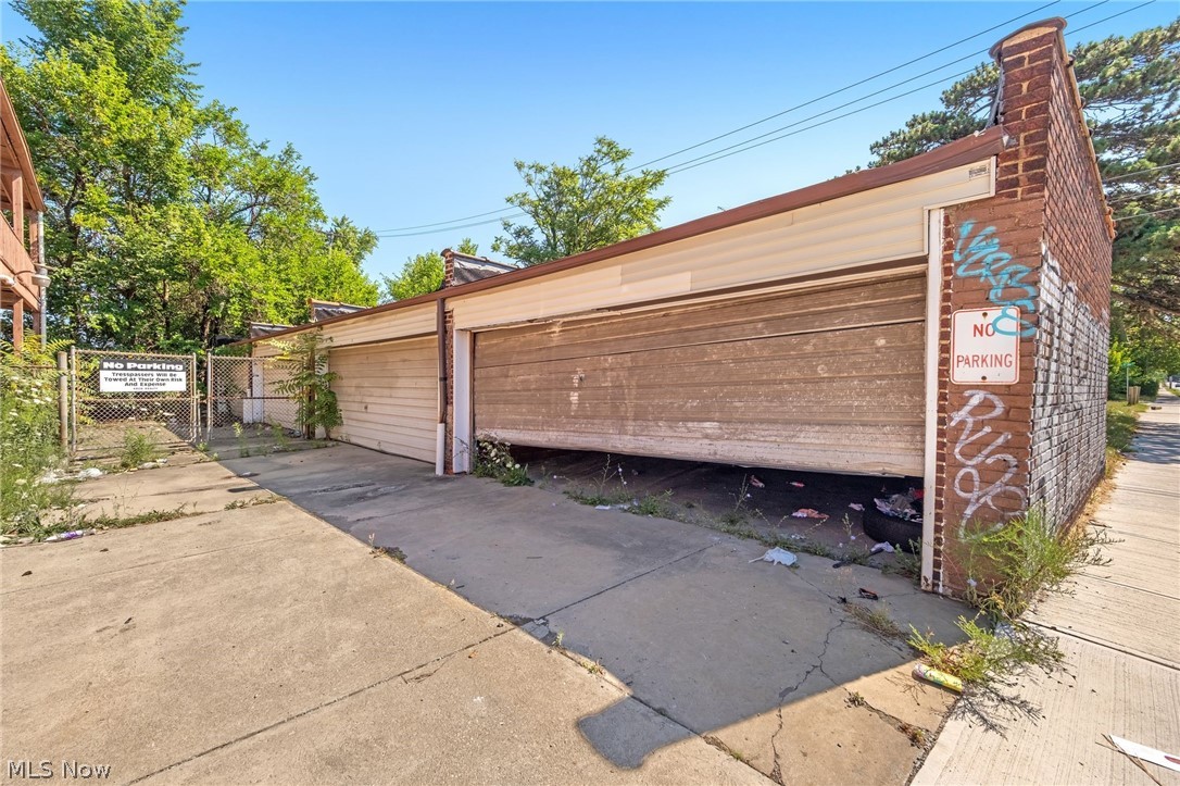 1393-1399 Hayden Avenue East Cleveland OH 44112