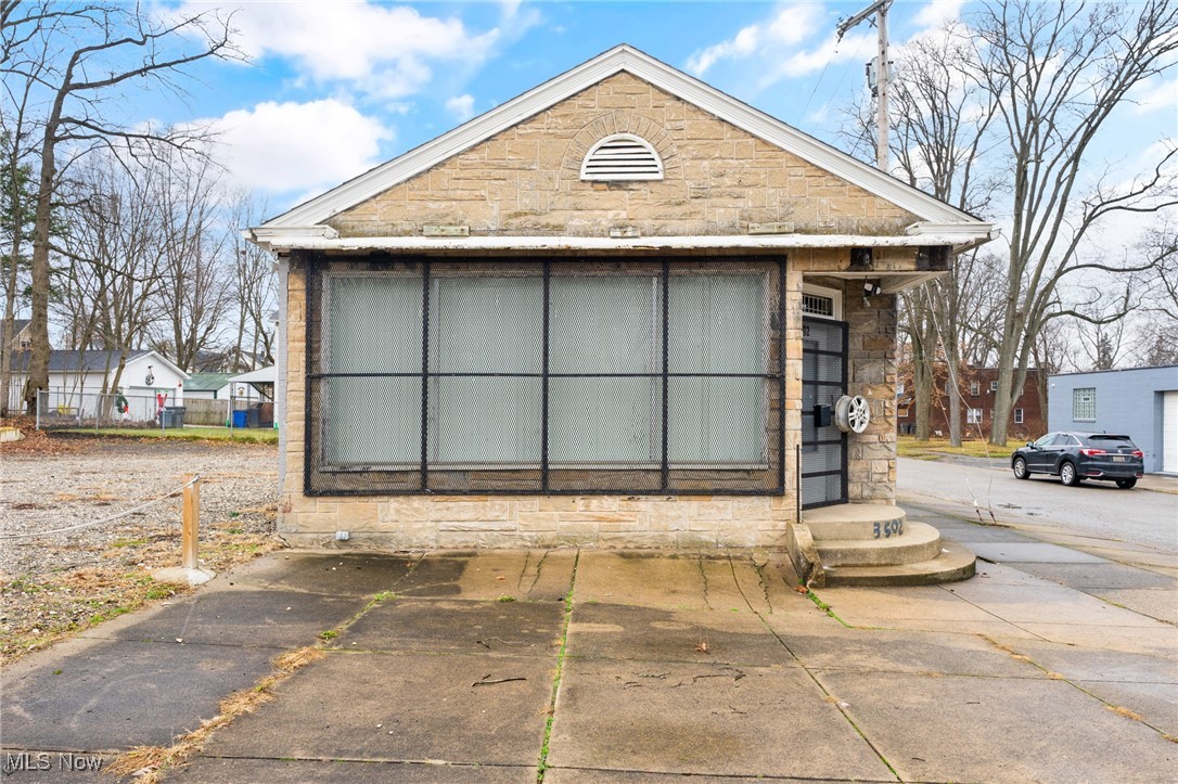 3502 Hillman Street Youngstown OH 44507
