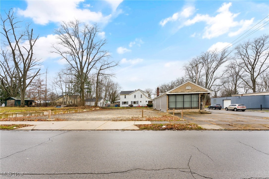3502 Hillman Street Youngstown OH 44507