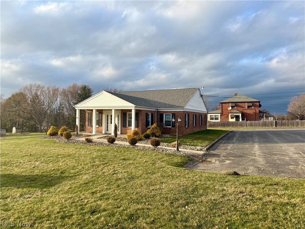 2894 Center Road Poland OH 44514