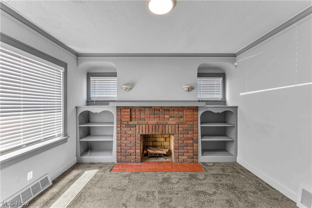 18515 Underwood Avenue Cleveland OH 44119
