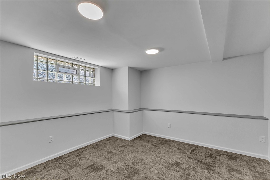 18515 Underwood Avenue Cleveland OH 44119