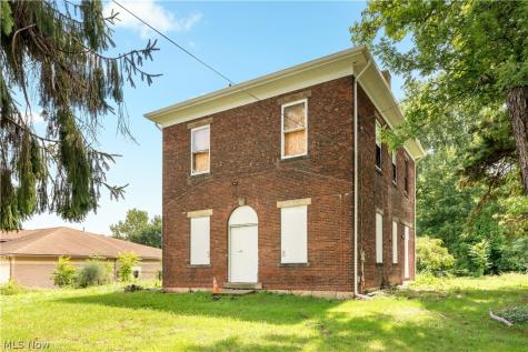 2320 Greensburg Road North Canton OH 44720