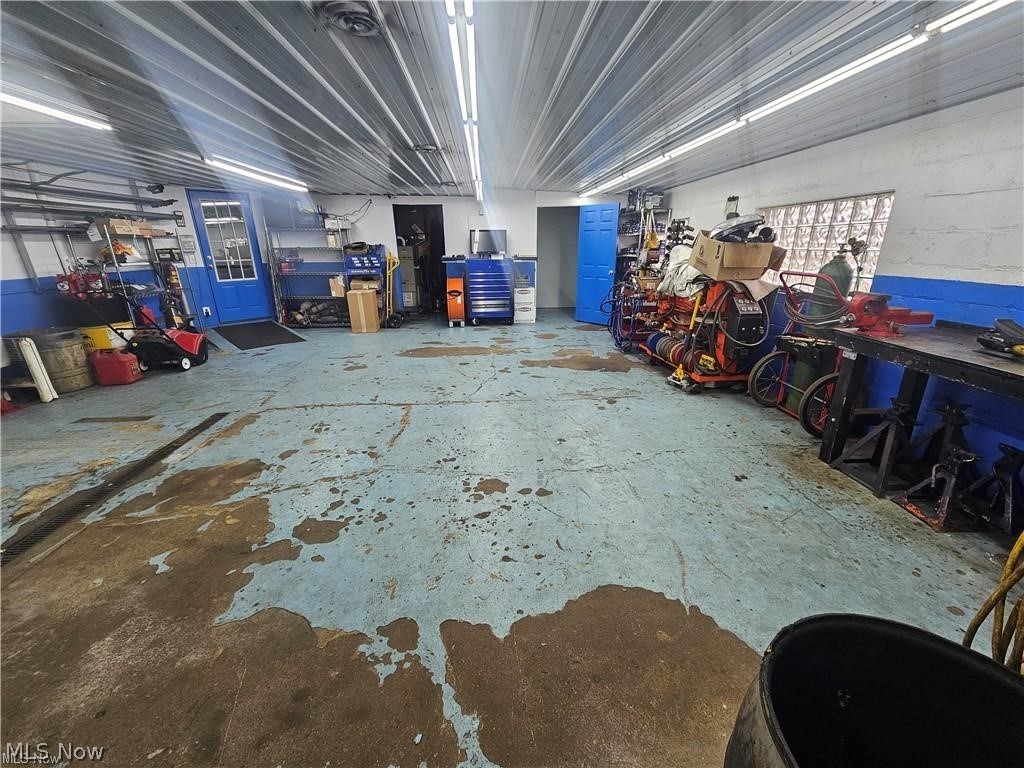 318 Orange Street Conneaut OH 44030