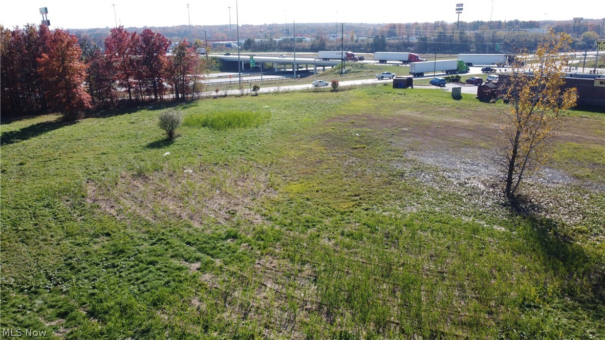 2711-2724 Salt Springs Road Girard OH 44420