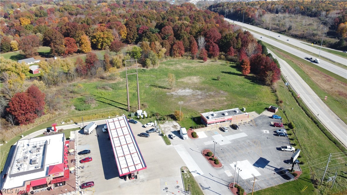 2711-2724 Salt Springs Road Girard OH 44420