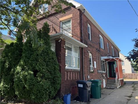 2018 Dowd Avenue Lakewood OH 44107