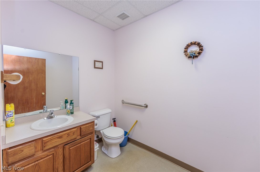 5321 Meadow Lane Court Sheffield Village OH 44035
