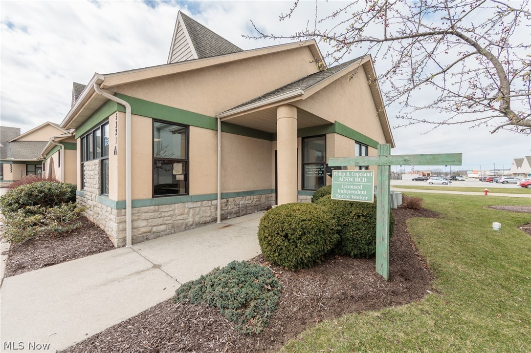 5321 Meadow Lane Court Sheffield Village OH 44035