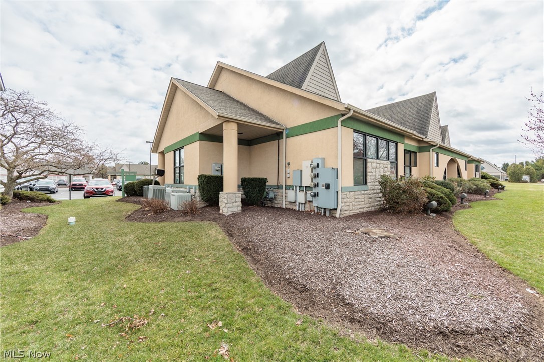 5321 Meadow Lane Court Sheffield Village OH 44035