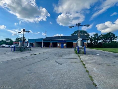 1869 E 28th Street Lorain OH 44055