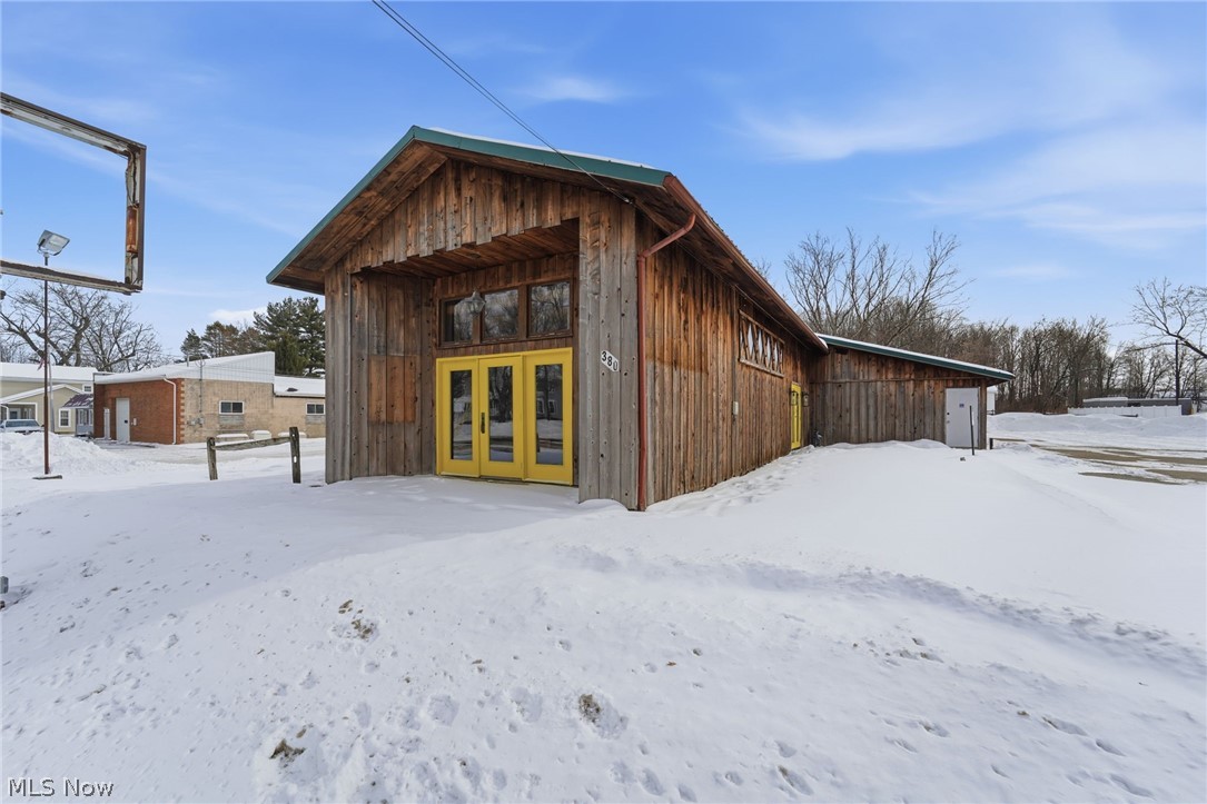 380 E Main Andover OH 44003