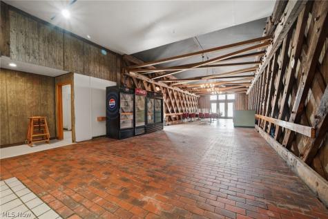 380 E Main Andover OH 44003