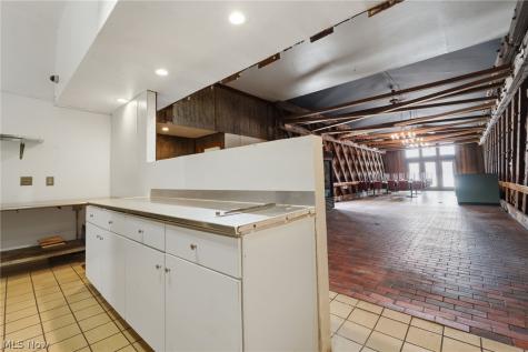 380 E Main Andover OH 44003