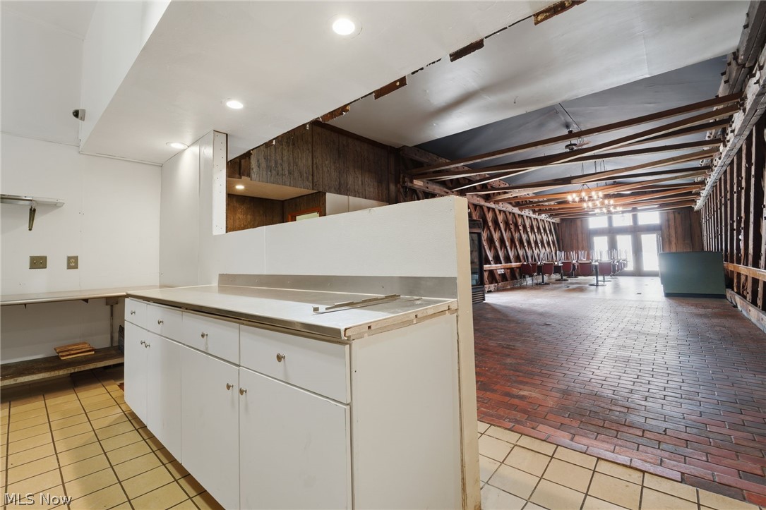 380 E Main Andover OH 44003