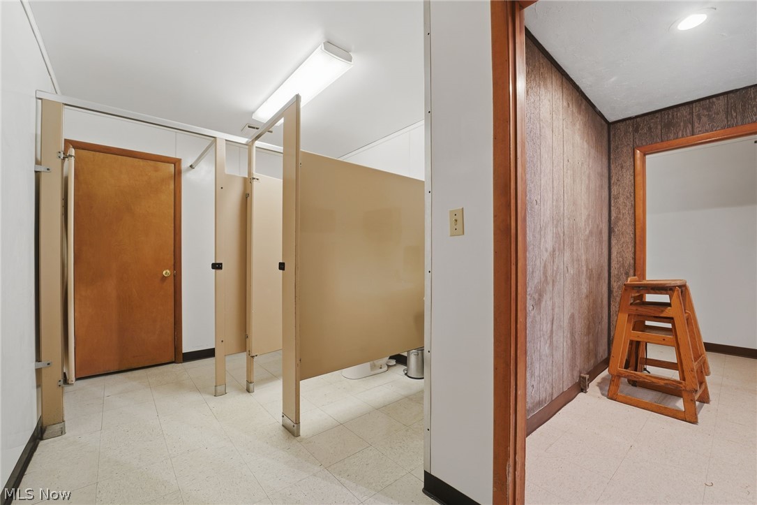 380 E Main Andover OH 44003