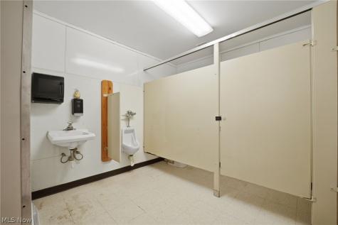 380 E Main Andover OH 44003