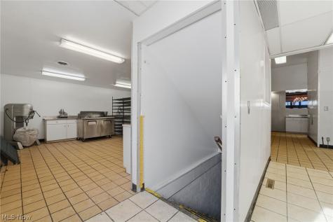 380 E Main Andover OH 44003