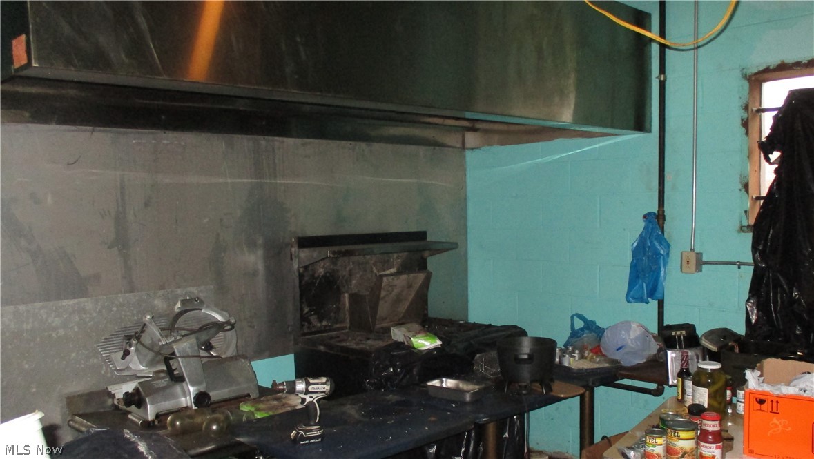 7216 Clark Avenue Cleveland OH 44102