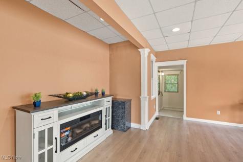 19270 Lorain Road Fairview Park OH 44126