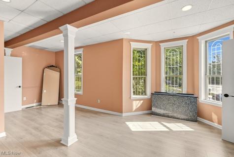 19270 Lorain Road Fairview Park OH 44126