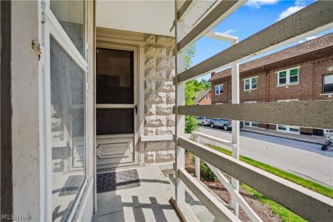 15522 Madison Avenue Lakewood OH 44107