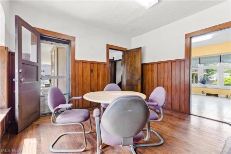 15522 Madison Avenue Lakewood OH 44107