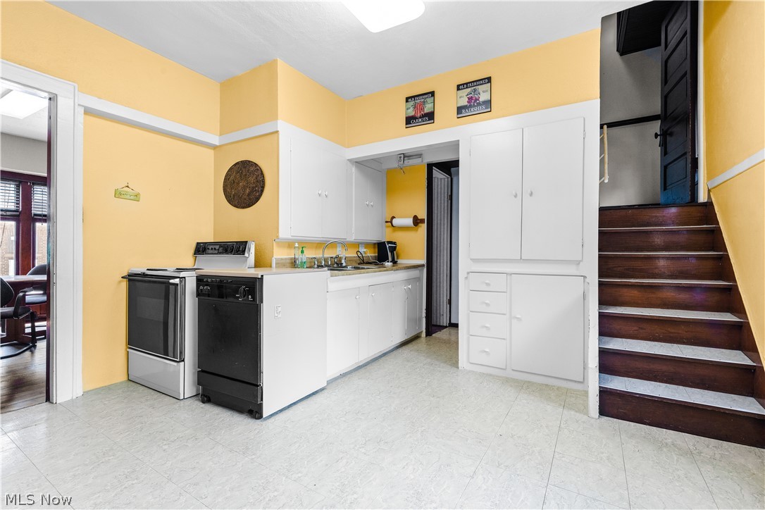 15522 Madison Avenue Lakewood OH 44107