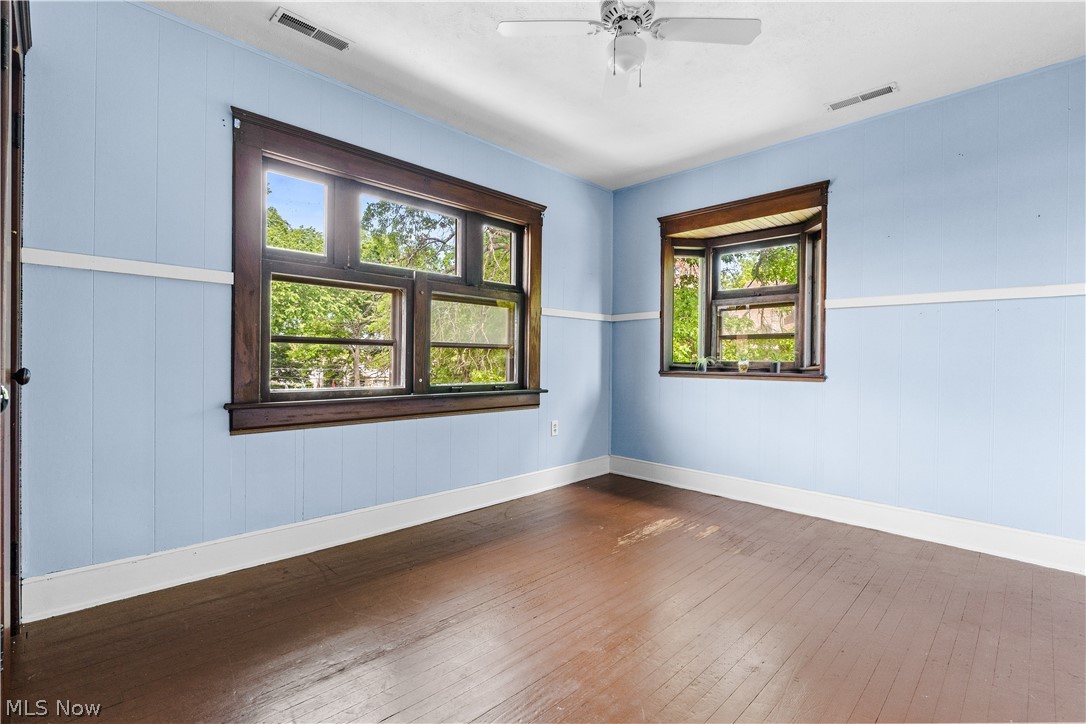 15522 Madison Avenue Lakewood OH 44107