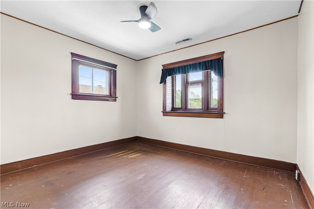 15522 Madison Avenue Lakewood OH 44107