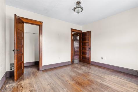 15522 Madison Avenue Lakewood OH 44107