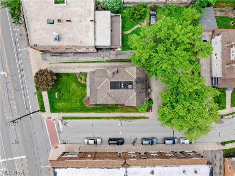 15522 Madison Avenue Lakewood OH 44107