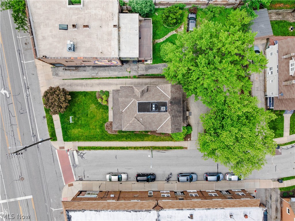 15522 Madison Avenue Lakewood OH 44107