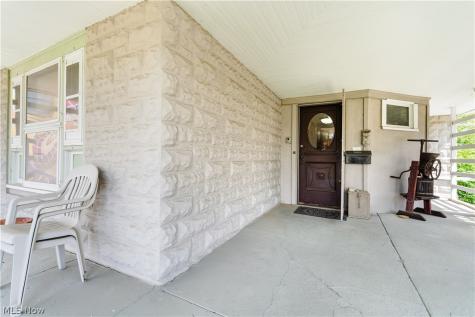 15522 Madison Avenue Lakewood OH 44107