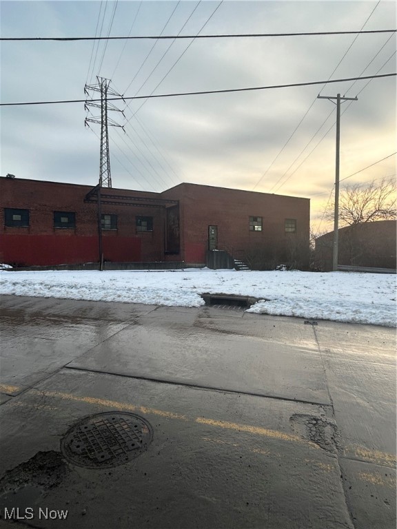 8702 Bessemer Avenue Cleveland OH 44127