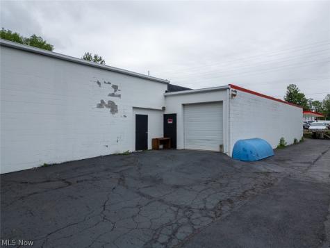 2234 Newton Street Akron OH 44305