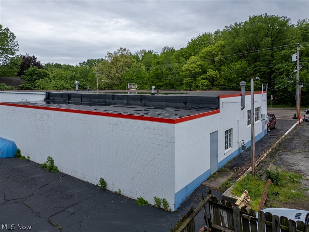 2234 Newton Street Akron OH 44305