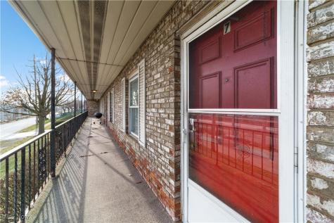 1757 S Arlington Street Akron OH 44306