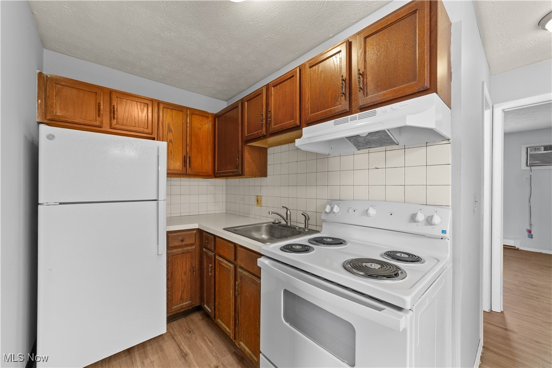 1757 S Arlington Street Akron OH 44306