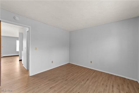 1757 S Arlington Street Akron OH 44306