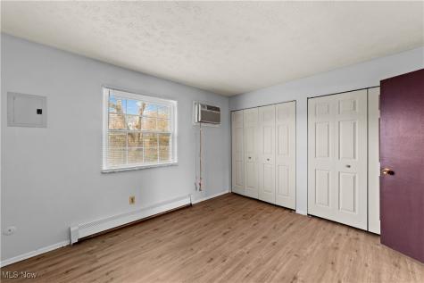 1757 S Arlington Street Akron OH 44306