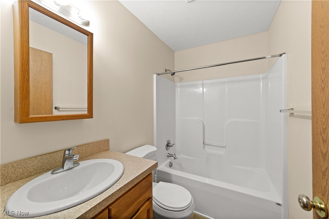 1757 S Arlington Street Akron OH 44306