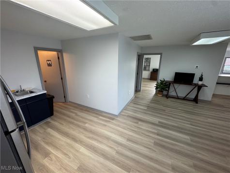 23672 Lorain Road North Olmsted OH 44070