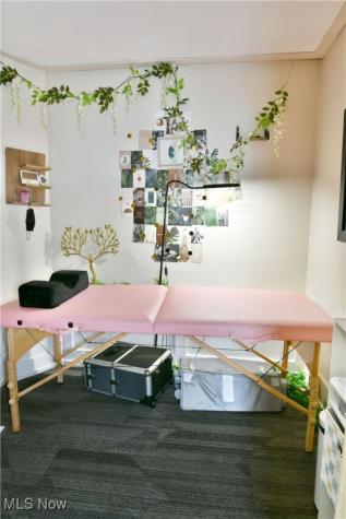 12 - 14 N Main Street Hubbard OH 44425