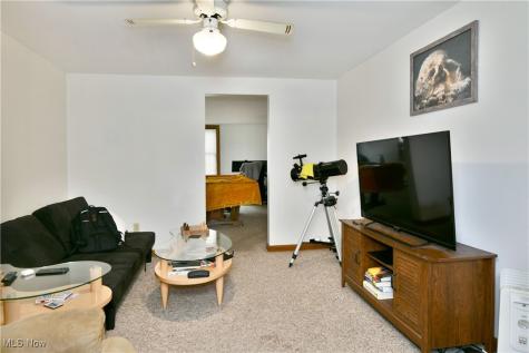 12 - 14 N Main Street Hubbard OH 44425