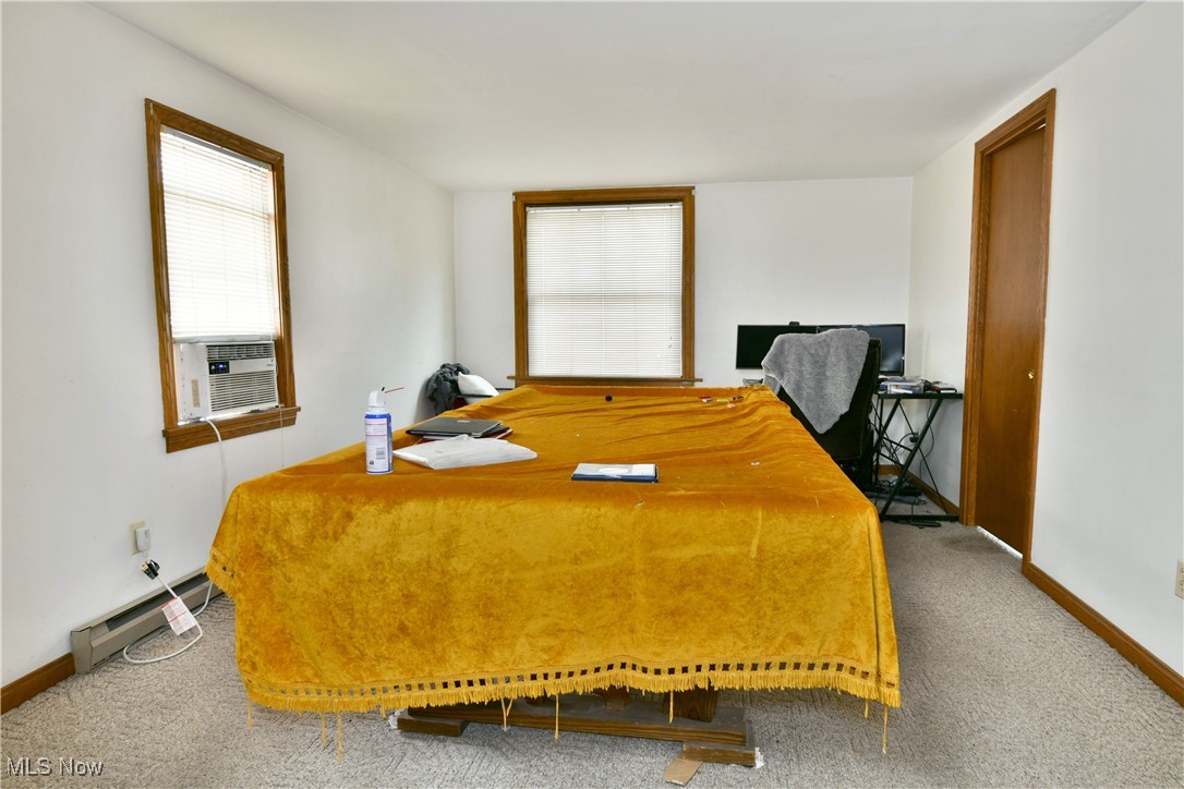 12 - 14 N Main Street Hubbard OH 44425